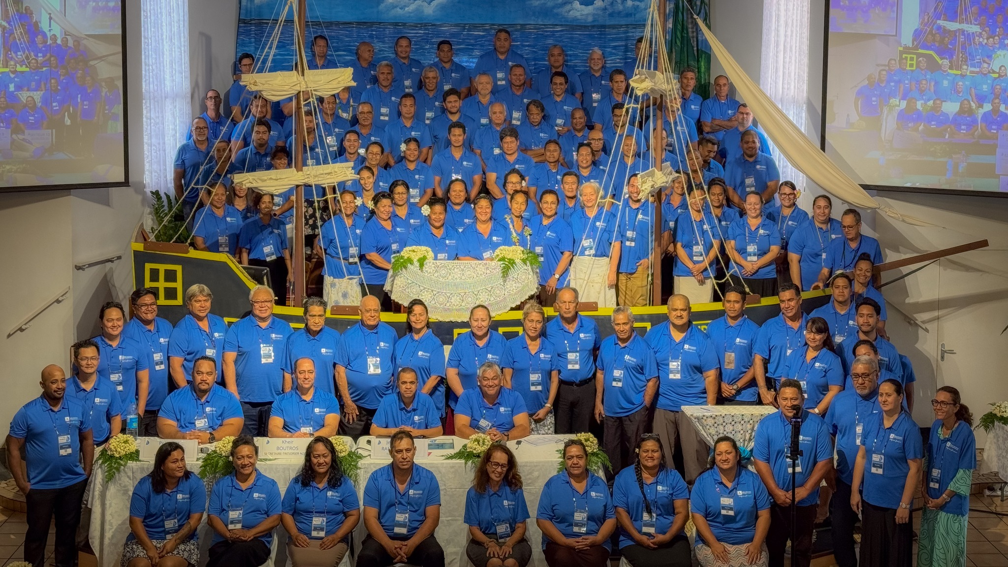 Photo de groupe — Session de la Mission Adventiste de Polynésie Française
